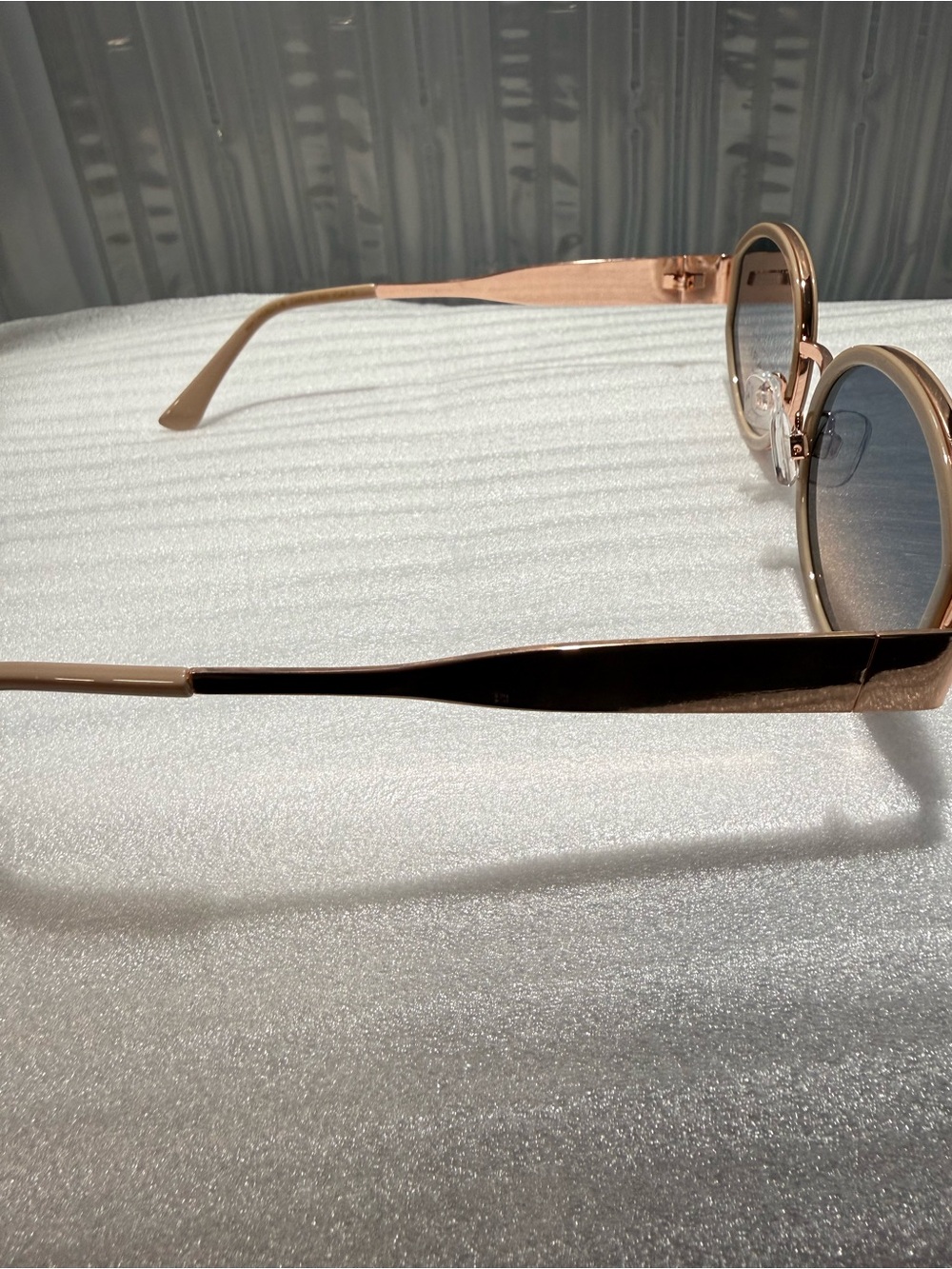 Tahari Women’s Oversized Round Sunglasses,Rose Gold & Nude-New - Picture 4 of 7